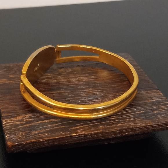 Vtg unicorn cuff bracelet - Picture 9 of 13